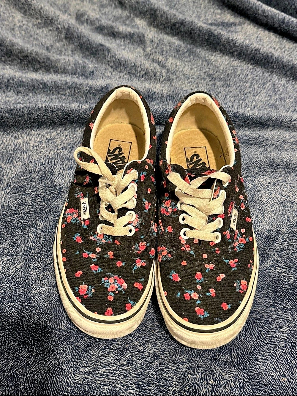 Vans Era Ditsy Floral Black True White Sneakers US 6.5